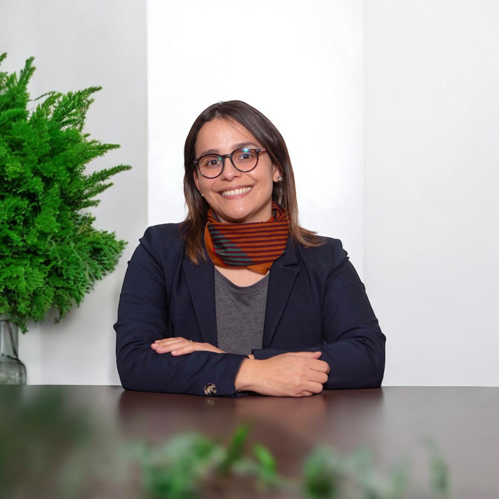 Cra. Natalia Menéndez